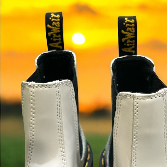 Dr. Martens White Air Wair with Soles Bouncing White Leather Boots Size 5W/4M. - Picture 8 of 8